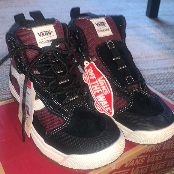 All Weather proof Vans - Picture 2 of 3